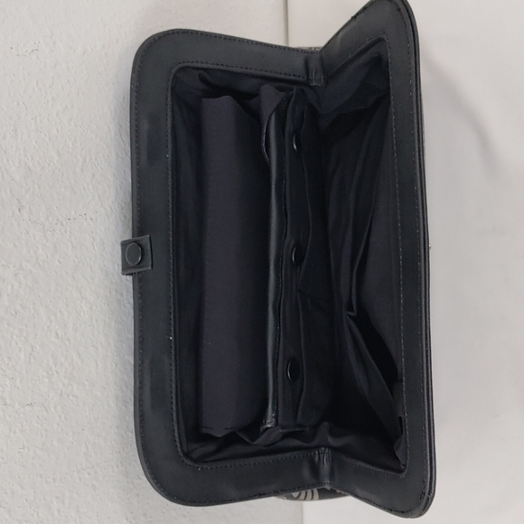 Petunia Pickle Bottom Diaper Bag Handbag - Picture 10 of 14